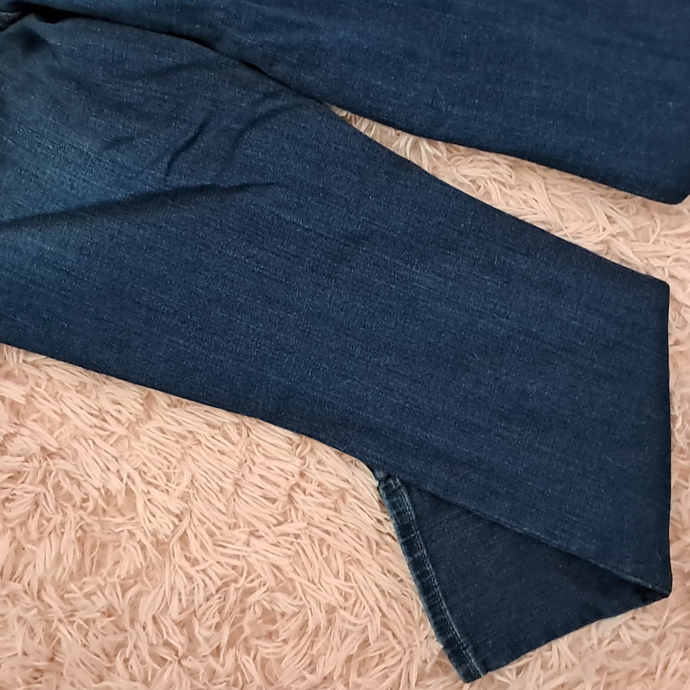 Universal Thread Jeans - Picture 8 of 9